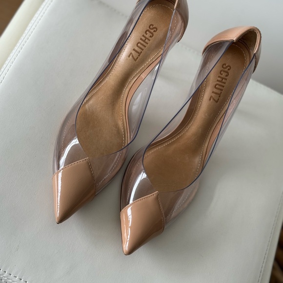 Schutz Fechado Salto Alto - Picture 3 of 5